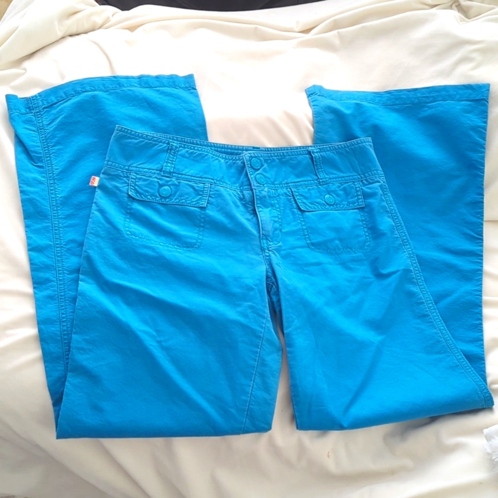 Rare VINTAGE neon HOLLISTER tag wide leg pants